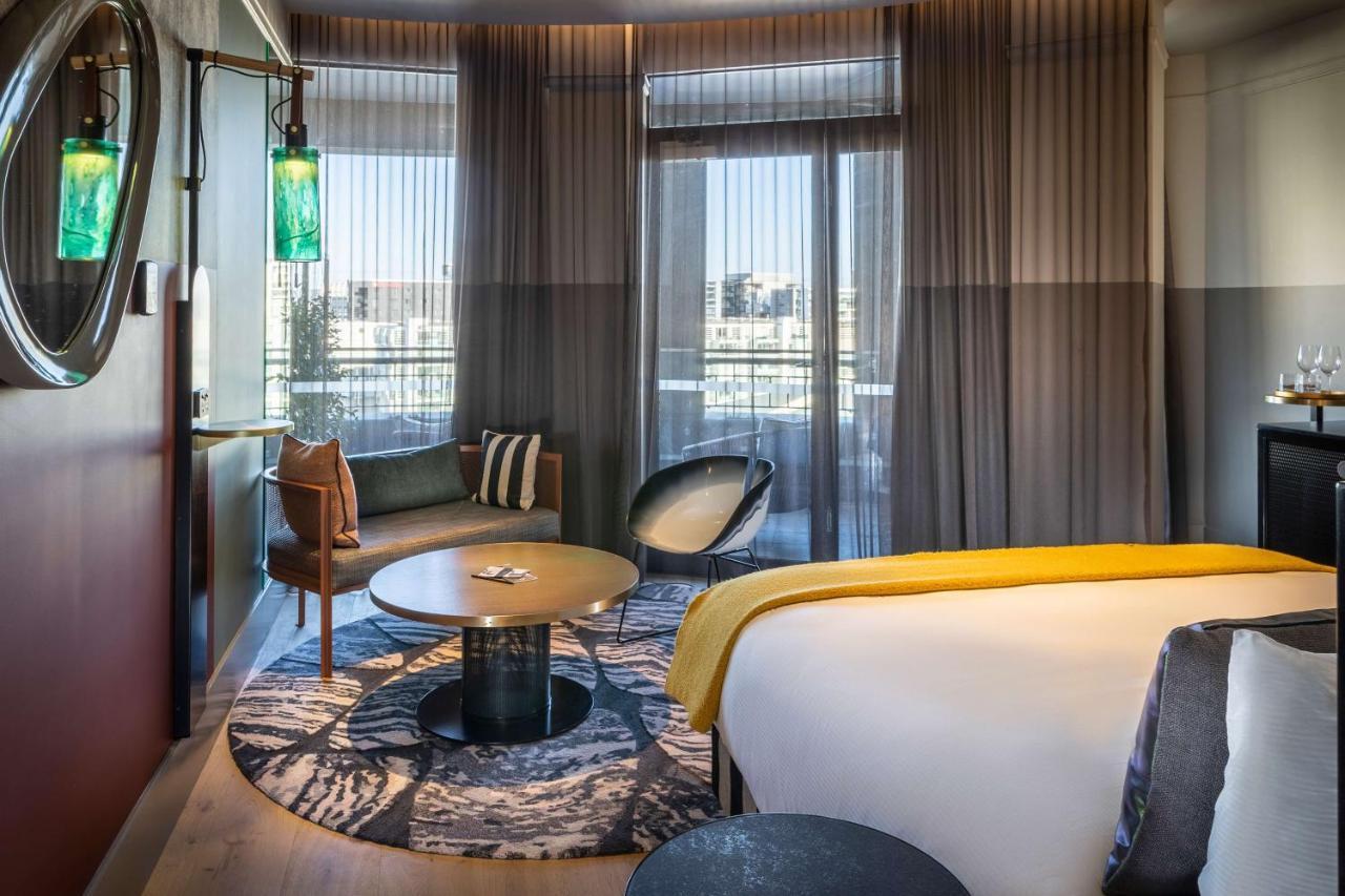 Qt Auckland Hotel Luaran gambar A room at the hotel