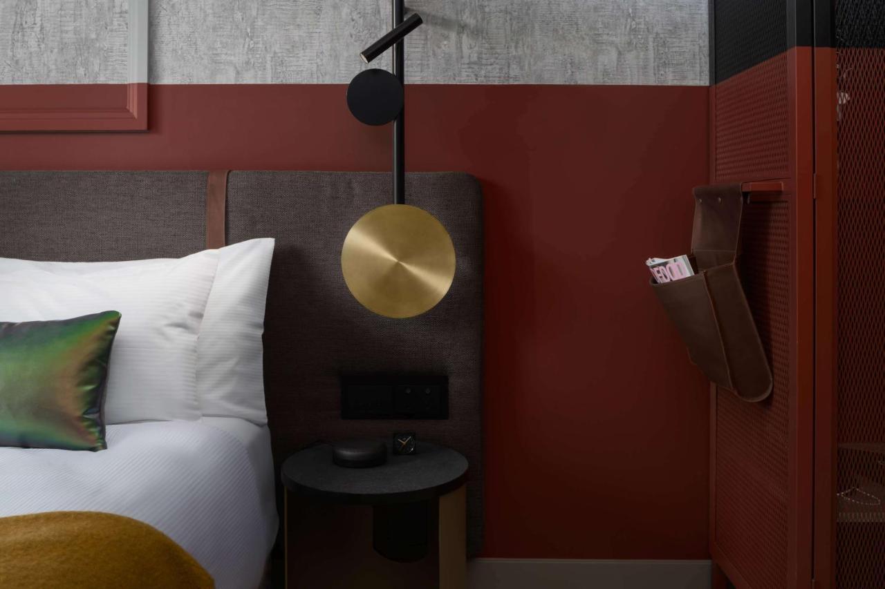 Qt Auckland Hotel Luaran gambar A room at the hotel