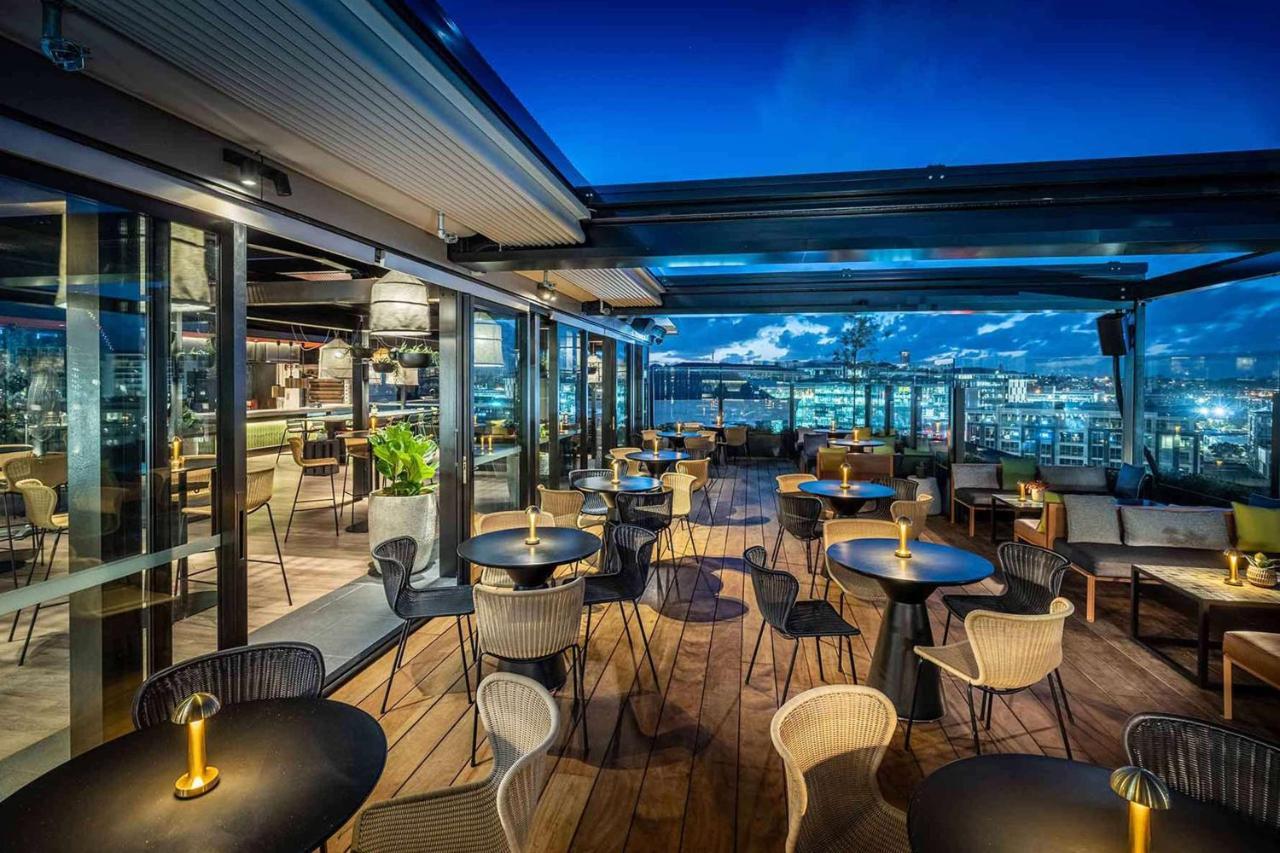 Qt Auckland Hotel Luaran gambar The rooftop bar at the hotel