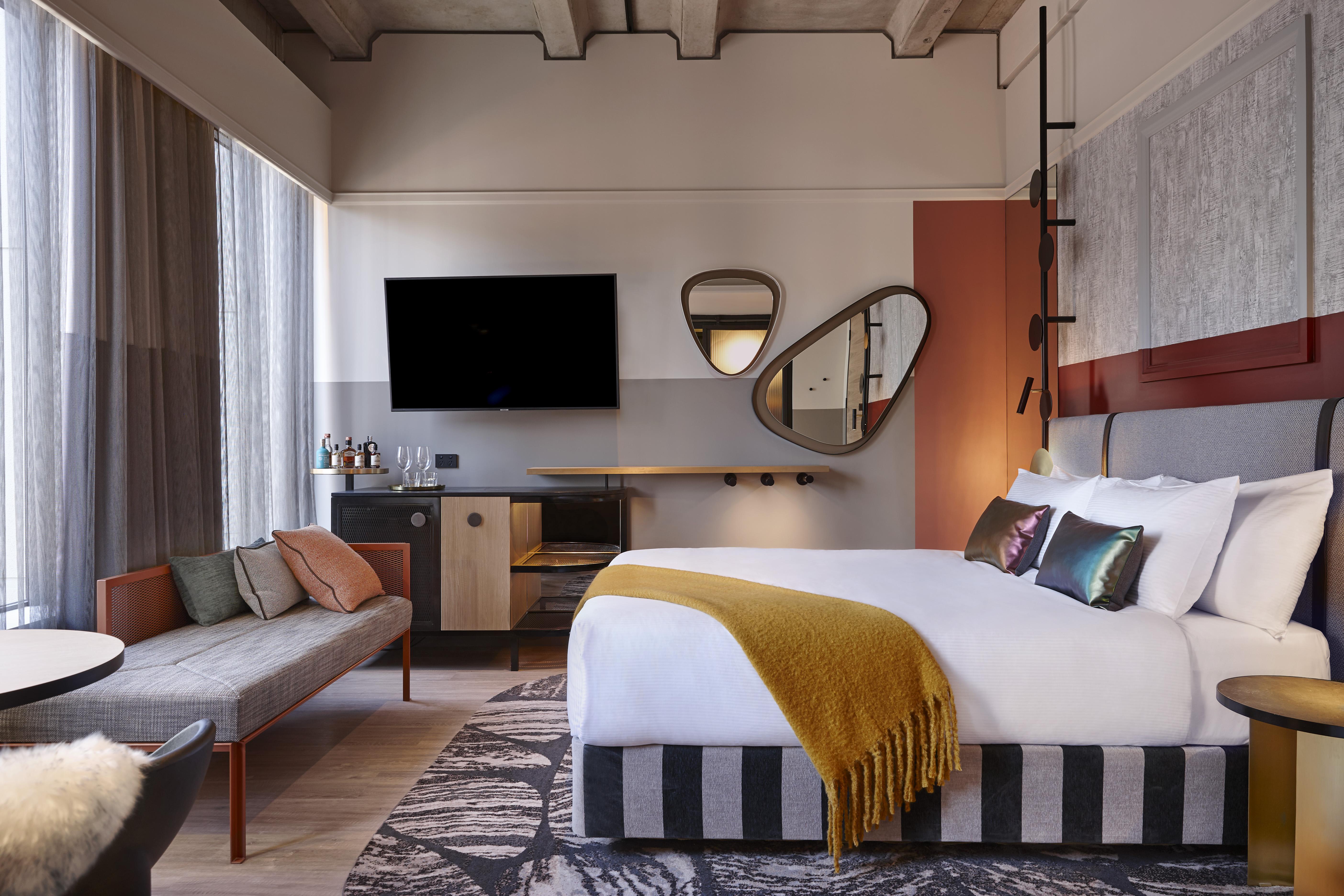 Qt Auckland Hotel Luaran gambar A bedroom at the hotel